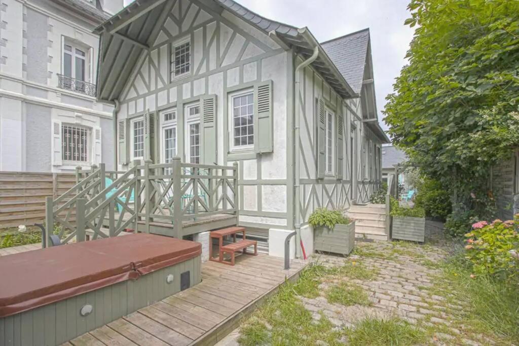 Maison Ensoleillee Centre De Deauville Eksteriør billede